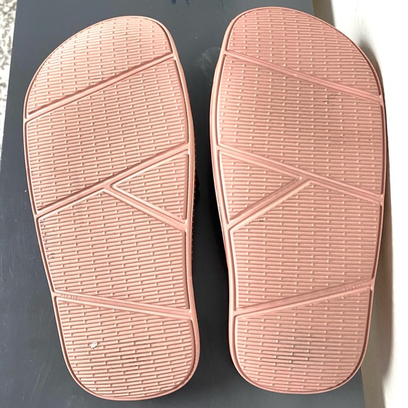 Havaianas Slide Classic Metallic - Picture 7 of 7